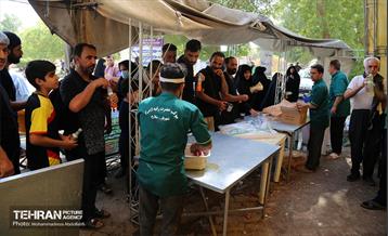 فعالیت های قرارگاه موکب زینبیه در کربلای معلی  7