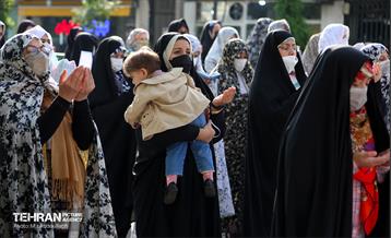 اقامه نماز عید فطر در محله کرمان 14