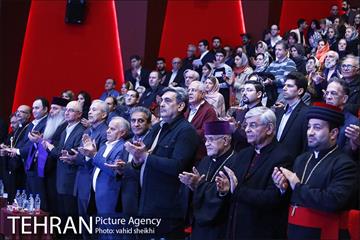 نشست  شهردار تهران با رهبران دینی،چهره های برجسته و شهروندان مسیحی آشوری و ارمنی 1