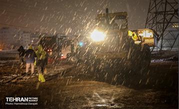 عملیات برف‌روبی در منطقه1