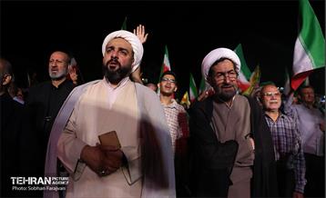 اجتماع مردمی دفاع از انقلاب در میدان کمال الملک تهرانسر 23