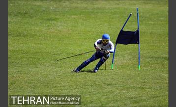 اولین روز رقابت های اسکی چمن قهرمانی جوانان جهان 3